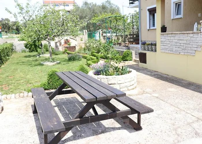 Vicina Πανσιόν